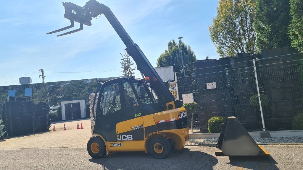 JCB TLT 35D, Teleskopstapler, Teletruk, Seitenschieber - Teleskopski rukovatelj: slika JCB TLT 35D, Teleskopstapler, Teletruk, Seitenschieber - Teleskopski rukovatelj JCB TLT 35D, Teleskopstapler, Teletruk, Seitenschieber - Teleskopski rukovatelj: slika JCB TLT 35D, Teleskopstapler, Teletruk, Seitenschieber - Teleskopski rukovatelj