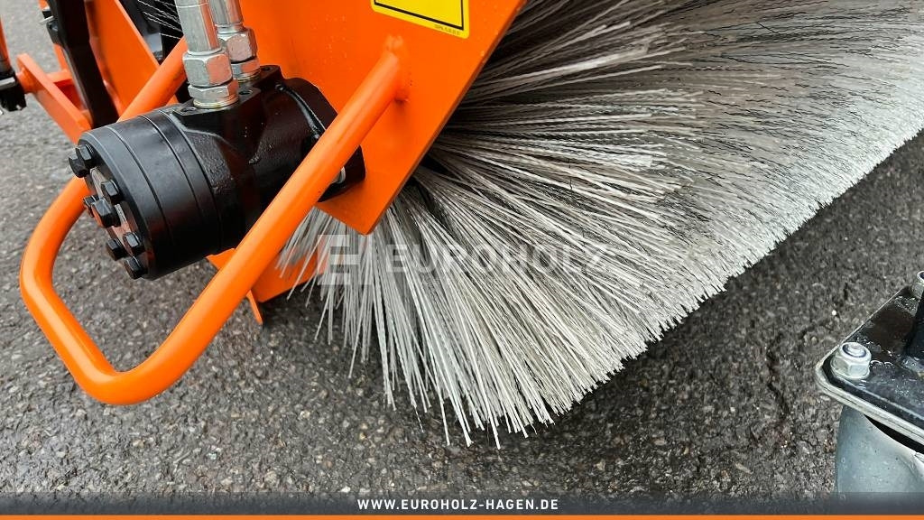 Novi Metla za Namjenska/ Posebna vozila Kehrmaschine ZM2000 Stapleraufnahme: slika Novi Metla za Namjenska/ Posebna vozila Kehrmaschine ZM2000 Stapleraufnahme