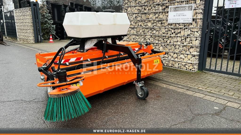 Kehrmaschine ZM2000 mit Seitenbesen - Metla za Namjenska/ Posebna vozila: slika Kehrmaschine ZM2000 mit Seitenbesen - Metla za Namjenska/ Posebna vozila Kehrmaschine ZM2000 mit Seitenbesen - Metla za Namjenska/ Posebna vozila: slika Kehrmaschine ZM2000 mit Seitenbesen - Metla za Namjenska/ Posebna vozila