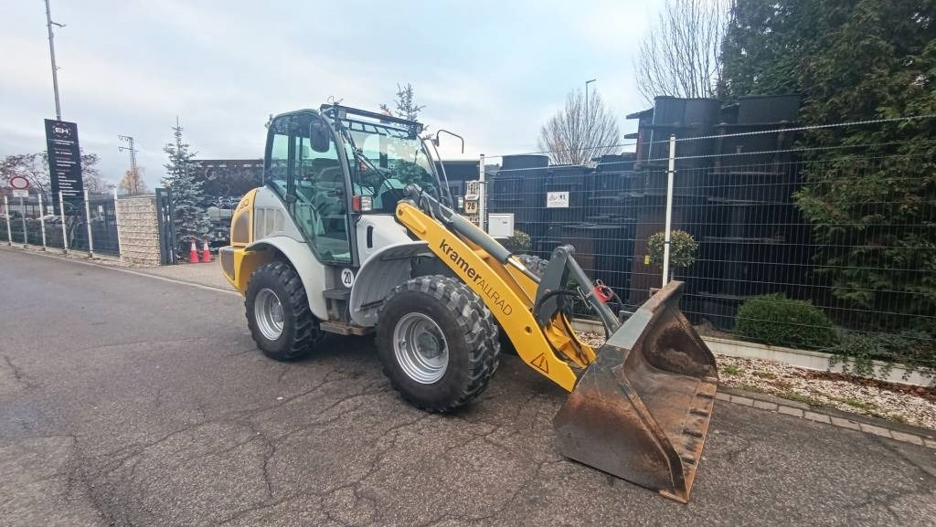 Kramer 680 Allrad, hydr. Schnellwechsler, Frontschaufel - Utovarivač na kotačima: slika Kramer 680 Allrad, hydr. Schnellwechsler, Frontschaufel - Utovarivač na kotačima Kramer 680 Allrad, hydr. Schnellwechsler, Frontschaufel - Utovarivač na kotačima: slika Kramer 680 Allrad, hydr. Schnellwechsler, Frontschaufel - Utovarivač na kotačima