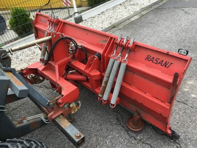 Rasant KT 9045 Kombi Trak Winterdienst Frontlad - Vozilo za čišćenje snijega: slika Rasant KT 9045 Kombi Trak Winterdienst Frontlad - Vozilo za čišćenje snijega Rasant KT 9045 Kombi Trak Winterdienst Frontlad - Vozilo za čišćenje snijega: slika Rasant KT 9045 Kombi Trak Winterdienst Frontlad - Vozilo za čišćenje snijega