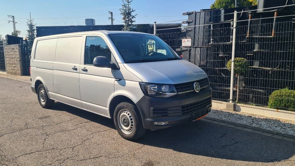 Volkswagen T5 2.0 TDI, Kasten, Werkstattschränke, Klima, AHK - Dostavno vozilo sa zatvorenim sandukom: slika Volkswagen T5 2.0 TDI, Kasten, Werkstattschränke, Klima, AHK - Dostavno vozilo sa zatvorenim sandukom Volkswagen T5 2.0 TDI, Kasten, Werkstattschränke, Klima, AHK - Dostavno vozilo sa zatvorenim sandukom: slika Volkswagen T5 2.0 TDI, Kasten, Werkstattschränke, Klima, AHK - Dostavno vozilo sa zatvorenim sandukom