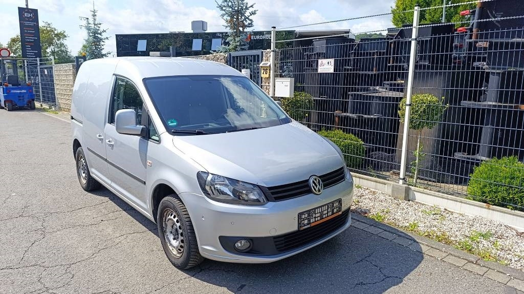 Volkswagen VW Caddy, Transporter, Werkstattschränke, Webasto - Dostavno vozilo sa zatvorenim sandukom: slika Volkswagen VW Caddy, Transporter, Werkstattschränke, Webasto - Dostavno vozilo sa zatvorenim sandukom Volkswagen VW Caddy, Transporter, Werkstattschränke, Webasto - Dostavno vozilo sa zatvorenim sandukom: slika Volkswagen VW Caddy, Transporter, Werkstattschränke, Webasto - Dostavno vozilo sa zatvorenim sandukom