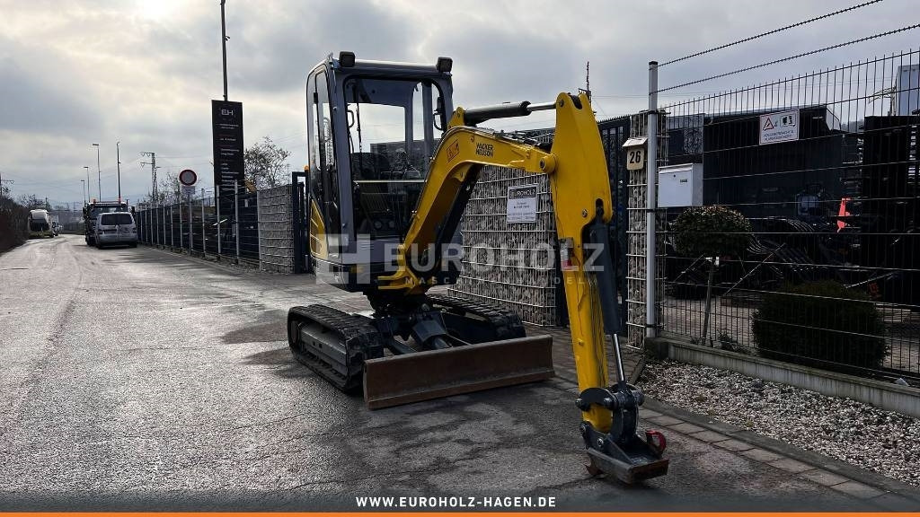 Wacker Neuson Minibagger ET24 VDS, Schnellwechsler MS 03 - Mini bager: slika Wacker Neuson Minibagger ET24 VDS, Schnellwechsler MS 03 - Mini bager Wacker Neuson Minibagger ET24 VDS, Schnellwechsler MS 03 - Mini bager: slika Wacker Neuson Minibagger ET24 VDS, Schnellwechsler MS 03 - Mini bager