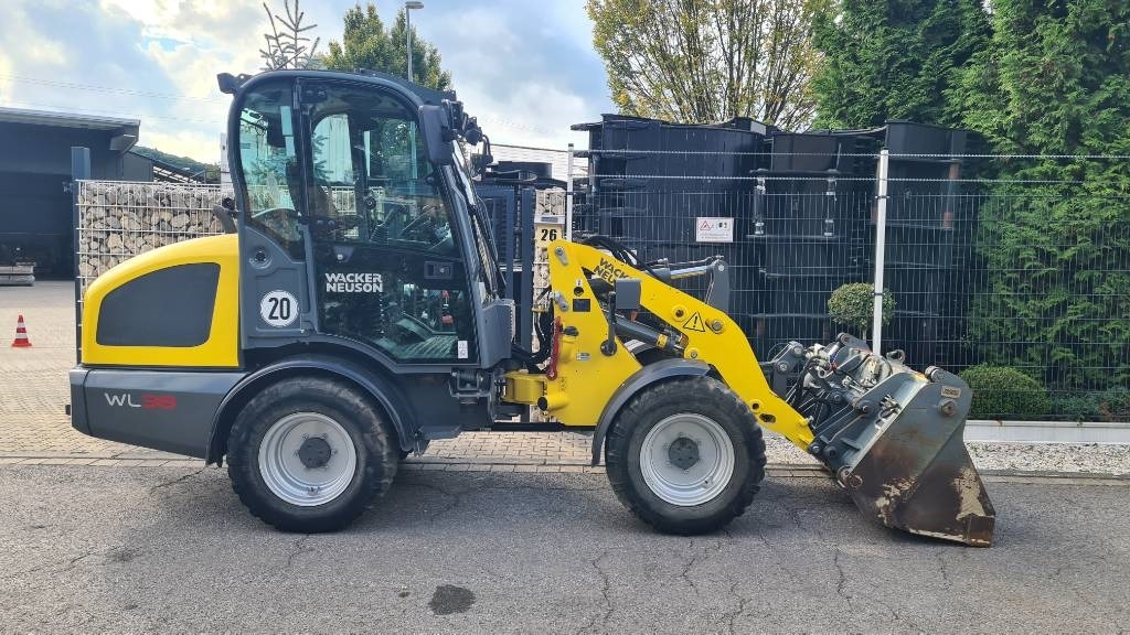 Wacker Neuson WL 38, 3. Steuerkreis Zusatzhydraulik, Radlader - Utovarivač na kotačima: slika Wacker Neuson WL 38, 3. Steuerkreis Zusatzhydraulik, Radlader - Utovarivač na kotačima Wacker Neuson WL 38, 3. Steuerkreis Zusatzhydraulik, Radlader - Utovarivač na kotačima: slika Wacker Neuson WL 38, 3. Steuerkreis Zusatzhydraulik, Radlader - Utovarivač na kotačima