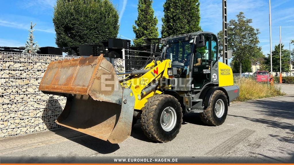 Wacker Neuson WL60 Radlader, hydr. Klappschaufel, 3. Steuerkreis - Utovarivač na kotačima: slika Wacker Neuson WL60 Radlader, hydr. Klappschaufel, 3. Steuerkreis - Utovarivač na kotačima Wacker Neuson WL60 Radlader, hydr. Klappschaufel, 3. Steuerkreis - Utovarivač na kotačima: slika Wacker Neuson WL60 Radlader, hydr. Klappschaufel, 3. Steuerkreis - Utovarivač na kotačima