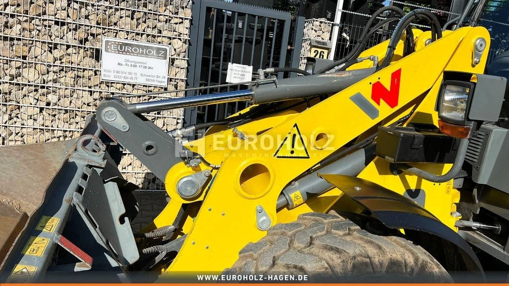 Wacker Neuson WL60 Radlader, hydr. Klappschaufel, 3. Steuerkreis - Utovarivač na kotačima: slika Wacker Neuson WL60 Radlader, hydr. Klappschaufel, 3. Steuerkreis - Utovarivač na kotačima Wacker Neuson WL60 Radlader, hydr. Klappschaufel, 3. Steuerkreis - Utovarivač na kotačima: slika Wacker Neuson WL60 Radlader, hydr. Klappschaufel, 3. Steuerkreis - Utovarivač na kotačima