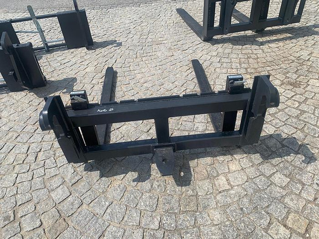 Big Palettengabel 120cm mit Merlo ZM2 2 Tonnen - Vilice za Oprema za rukovanje materijalima: slika Big Palettengabel 120cm mit Merlo ZM2 2 Tonnen - Vilice za Oprema za rukovanje materijalima Big Palettengabel 120cm mit Merlo ZM2 2 Tonnen - Vilice za Oprema za rukovanje materijalima: slika Big Palettengabel 120cm mit Merlo ZM2 2 Tonnen - Vilice za Oprema za rukovanje materijalima