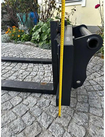 Big Palettengabel 4,5 t mit Kramer / Claas Scorpion Aufnahme - Vilice za Oprema za rukovanje materijalima: slika Big Palettengabel 4,5 t mit Kramer / Claas Scorpion Aufnahme - Vilice za Oprema za rukovanje materijalima Big Palettengabel 4,5 t mit Kramer / Claas Scorpion Aufnahme - Vilice za Oprema za rukovanje materijalima: slika Big Palettengabel 4,5 t mit Kramer / Claas Scorpion Aufnahme - Vilice za Oprema za rukovanje materijalima