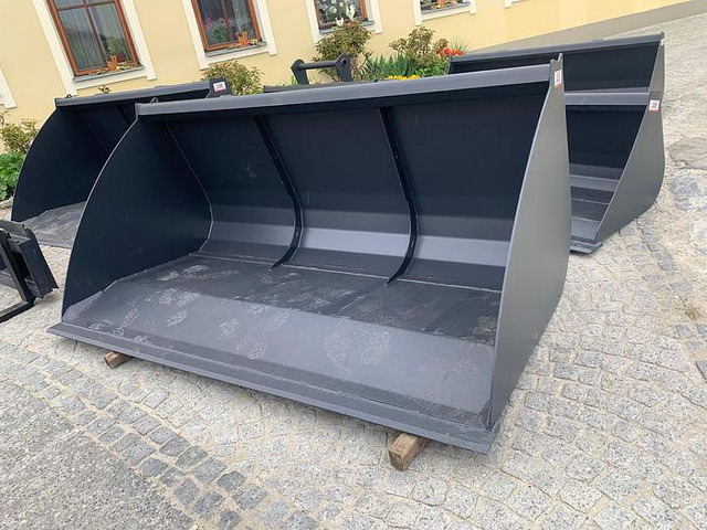 Big Volumenschaufel 250 cm mit Euro Aufnahme - Minibus, Putnički kombi: slika Big Volumenschaufel 250 cm mit Euro Aufnahme - Minibus, Putnički kombi Big Volumenschaufel 250 cm mit Euro Aufnahme - Minibus, Putnički kombi: slika Big Volumenschaufel 250 cm mit Euro Aufnahme - Minibus, Putnički kombi