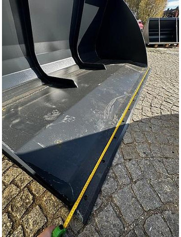 Big Volumenschaufel 250 cm mit Merlo ZM2 Aufnahme - Korpa: slika Big Volumenschaufel 250 cm mit Merlo ZM2 Aufnahme - Korpa Big Volumenschaufel 250 cm mit Merlo ZM2 Aufnahme - Korpa: slika Big Volumenschaufel 250 cm mit Merlo ZM2 Aufnahme - Korpa