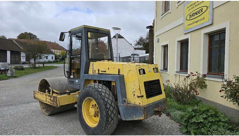 Bomag BW172D-2 Rüttel/Vibrationswalze - Valjak za poljoprivredna gospodarstva: slika Bomag BW172D-2 Rüttel/Vibrationswalze - Valjak za poljoprivredna gospodarstva Bomag BW172D-2 Rüttel/Vibrationswalze - Valjak za poljoprivredna gospodarstva: slika Bomag BW172D-2 Rüttel/Vibrationswalze - Valjak za poljoprivredna gospodarstva