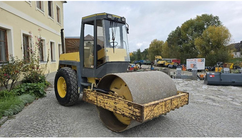 Bomag BW172D-2 Rüttel/Vibrationswalze - Valjak za poljoprivredna gospodarstva: slika Bomag BW172D-2 Rüttel/Vibrationswalze - Valjak za poljoprivredna gospodarstva Bomag BW172D-2 Rüttel/Vibrationswalze - Valjak za poljoprivredna gospodarstva: slika Bomag BW172D-2 Rüttel/Vibrationswalze - Valjak za poljoprivredna gospodarstva
