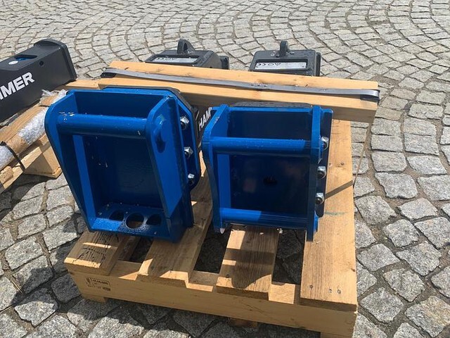 Hammer SB70 Hydraulikhammer mit Lehnhoff MS01 Aufnahme - Hidraulični čekić: slika Hammer SB70 Hydraulikhammer mit Lehnhoff MS01 Aufnahme - Hidraulični čekić Hammer SB70 Hydraulikhammer mit Lehnhoff MS01 Aufnahme - Hidraulični čekić: slika Hammer SB70 Hydraulikhammer mit Lehnhoff MS01 Aufnahme - Hidraulični čekić