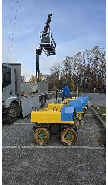 Iveco Stralis 6x2 Baustoffpritsche mit Hiab 228-E5 Kran - Kamion s kranom: slika Iveco Stralis 6x2 Baustoffpritsche mit Hiab 228-E5 Kran - Kamion s kranom Iveco Stralis 6x2 Baustoffpritsche mit Hiab 228-E5 Kran - Kamion s kranom: slika Iveco Stralis 6x2 Baustoffpritsche mit Hiab 228-E5 Kran - Kamion s kranom