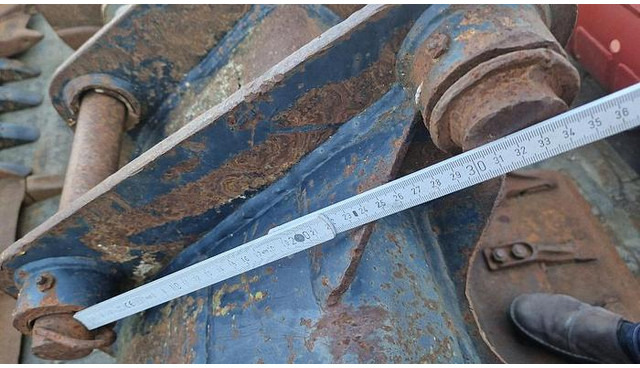 Korpa JCB Tieflöffel 60 cm mit Zähne: slika Korpa JCB Tieflöffel 60 cm mit Zähne