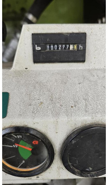 Kamion Mercedes-Benz 1124 AF Spezialkraftfahrzeug: slika Kamion Mercedes-Benz 1124 AF Spezialkraftfahrzeug