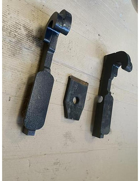 Big passend zu Merlo ZM2 und Heavy Duty Aufnahme - Priključak: slika Big passend zu Merlo ZM2 und Heavy Duty Aufnahme - Priključak Big passend zu Merlo ZM2 und Heavy Duty Aufnahme - Priključak: slika Big passend zu Merlo ZM2 und Heavy Duty Aufnahme - Priključak