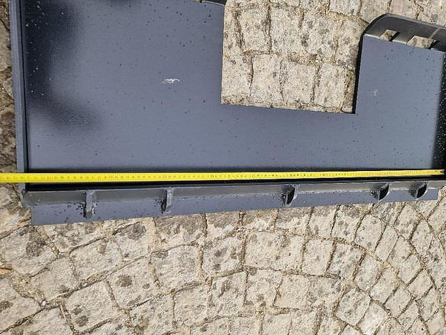 Zakup Big Anschweißhaken Bobcat 114 cm Big Anschweißhaken Bobcat 114 cm: slika Zakup Big Anschweißhaken Bobcat 114 cm Big Anschweißhaken Bobcat 114 cm