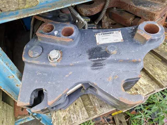 Terex / Fermec / MF Schnellwechsler - Brza spojka: slika Terex / Fermec / MF Schnellwechsler - Brza spojka Terex / Fermec / MF Schnellwechsler - Brza spojka: slika Terex / Fermec / MF Schnellwechsler - Brza spojka