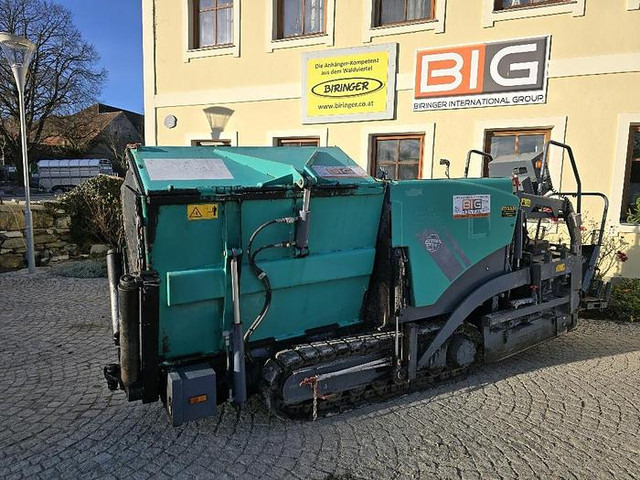 Vögele Super 800 Asphaltfertiger - Stroj za asfaltiranje: slika Vögele Super 800 Asphaltfertiger - Stroj za asfaltiranje Vögele Super 800 Asphaltfertiger - Stroj za asfaltiranje: slika Vögele Super 800 Asphaltfertiger - Stroj za asfaltiranje