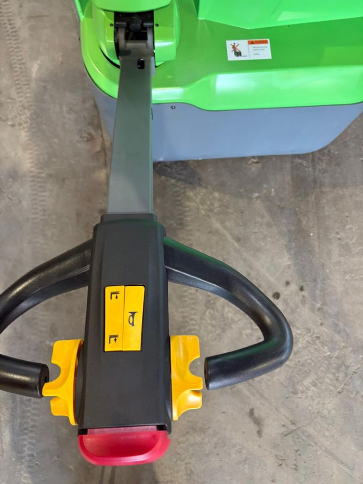 *Sonstige Osaka CDD12R-EN - Slagač stoga: slika *Sonstige Osaka CDD12R-EN - Slagač stoga *Sonstige Osaka CDD12R-EN - Slagač stoga: slika *Sonstige Osaka CDD12R-EN - Slagač stoga