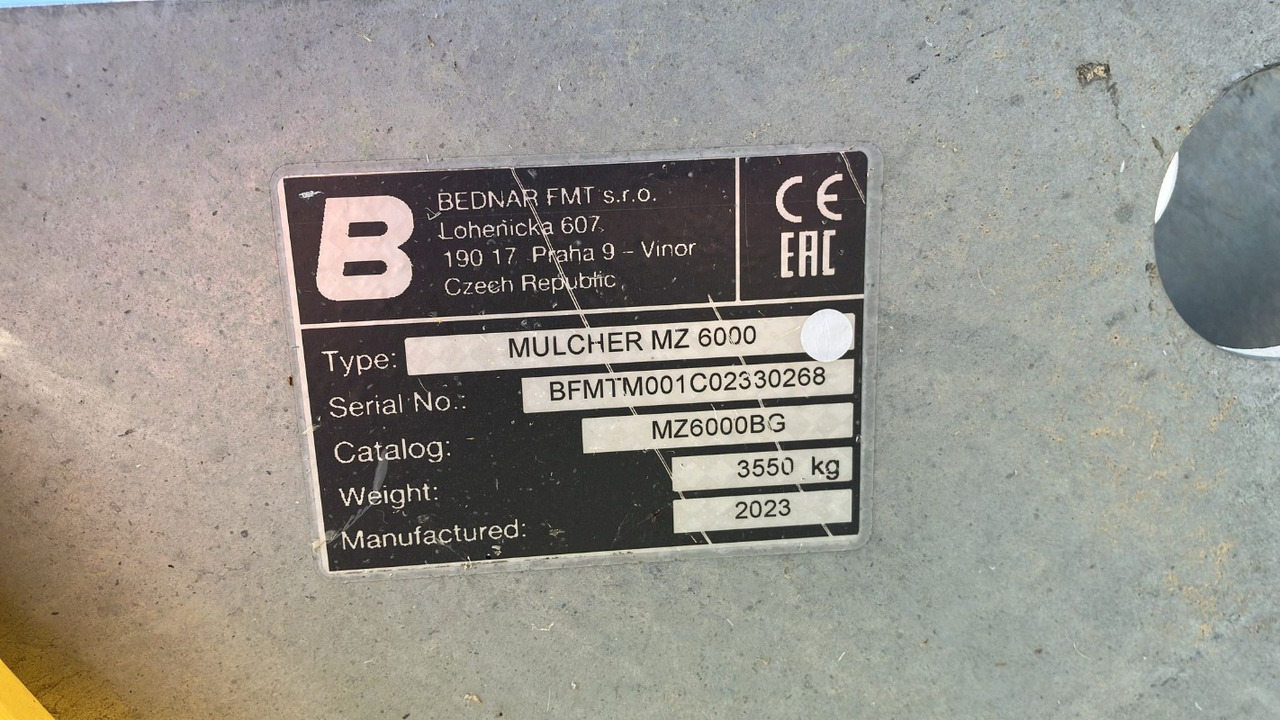 Bednar MZ 6000 - Malčer sa čekićima: slika Bednar MZ 6000 - Malčer sa čekićima Bednar MZ 6000 - Malčer sa čekićima: slika Bednar MZ 6000 - Malčer sa čekićima