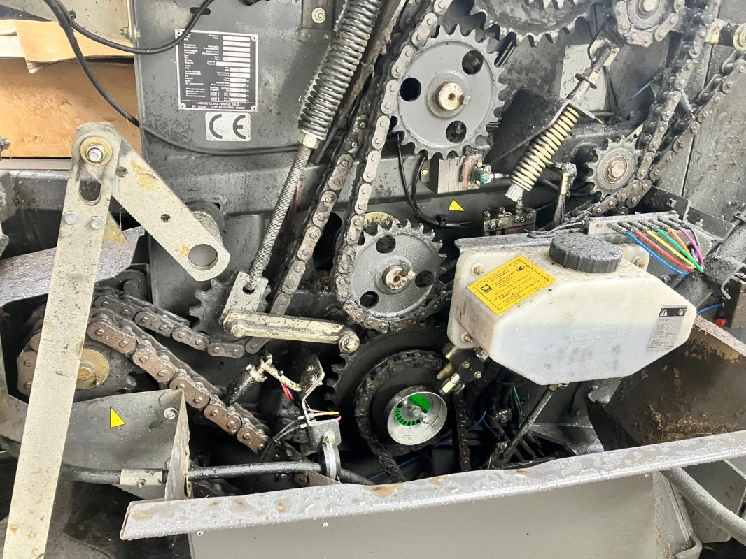 CLAAS Rollant 454 - Oprema za prevrtanje sijena: slika CLAAS Rollant 454 - Oprema za prevrtanje sijena CLAAS Rollant 454 - Oprema za prevrtanje sijena: slika CLAAS Rollant 454 - Oprema za prevrtanje sijena