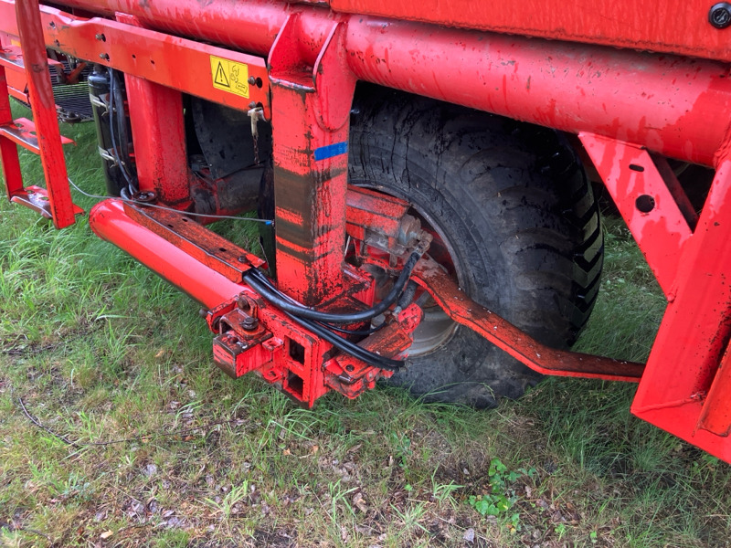 Grimme DR1500 - Kombajn za krumpir: slika Grimme DR1500 - Kombajn za krumpir Grimme DR1500 - Kombajn za krumpir: slika Grimme DR1500 - Kombajn za krumpir