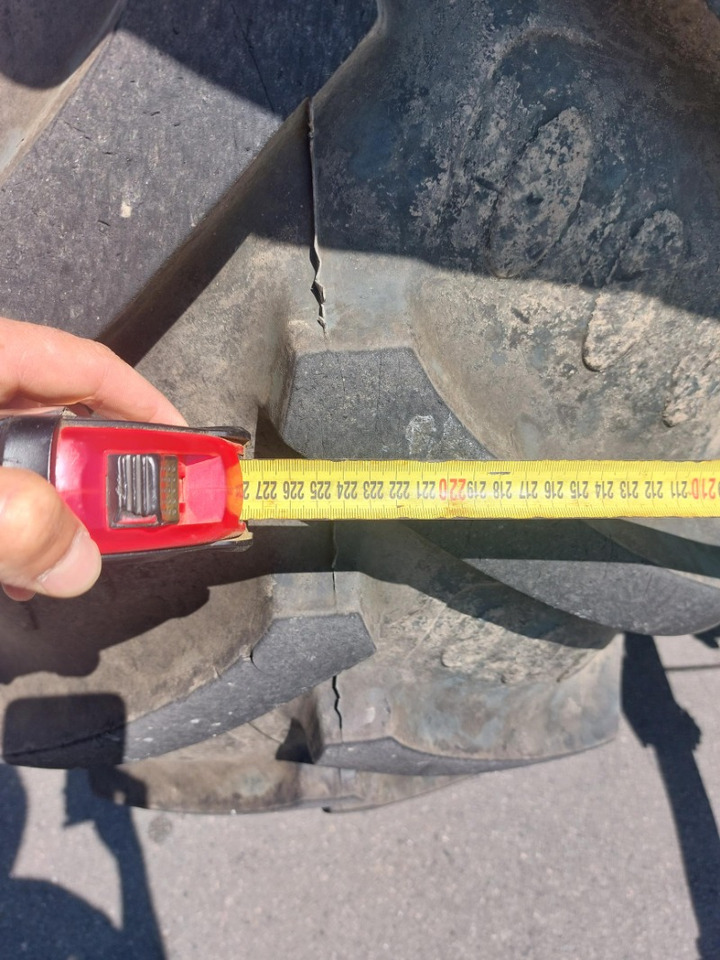 John Deere 6170R - Traktor: slika John Deere 6170R - Traktor John Deere 6170R - Traktor: slika John Deere 6170R - Traktor