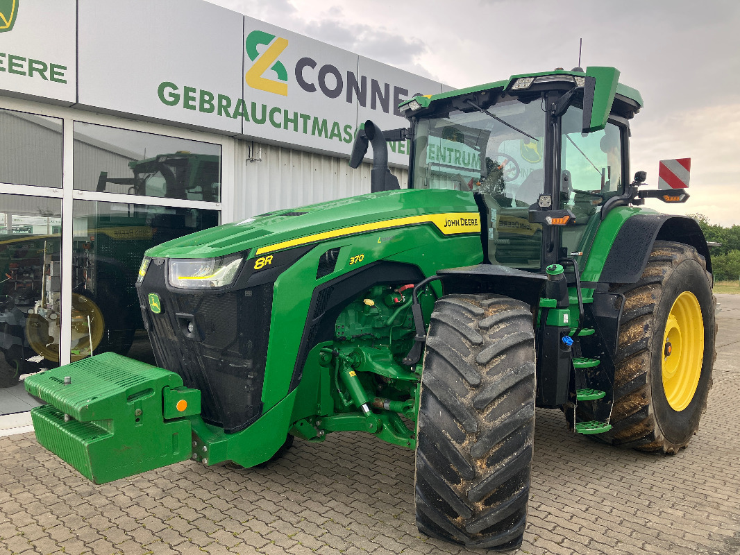 John Deere 8R370 - Traktor: slika John Deere 8R370 - Traktor John Deere 8R370 - Traktor: slika John Deere 8R370 - Traktor