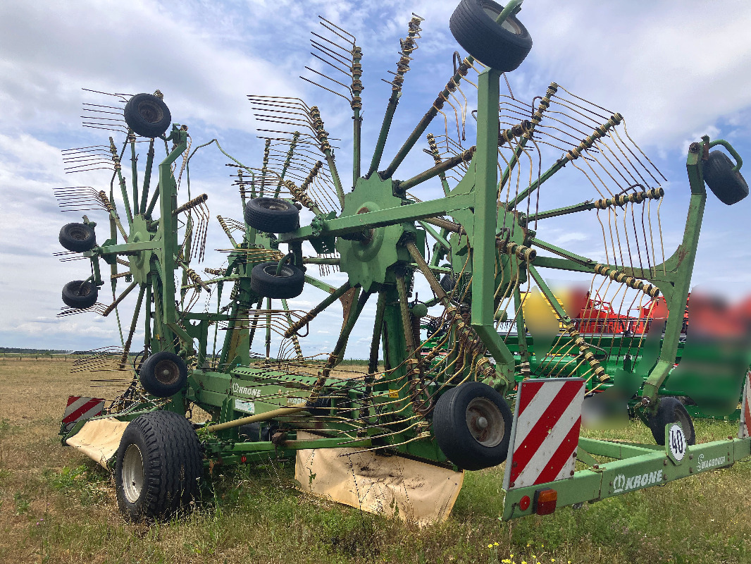 Krone Swadro 1250 - Prevrtač sijena/ Grabulje: slika Krone Swadro 1250 - Prevrtač sijena/ Grabulje Krone Swadro 1250 - Prevrtač sijena/ Grabulje: slika Krone Swadro 1250 - Prevrtač sijena/ Grabulje