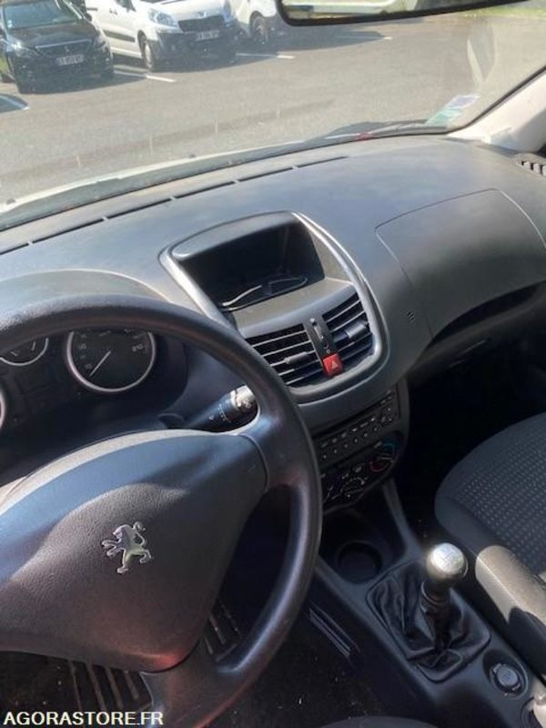 206+ AFFAIRE PACK CD CLIM 1.4 HDI BLUE LION 70 CV - 2010 / 185 000 KM - Automobil: slika 206+ AFFAIRE PACK CD CLIM 1.4 HDI BLUE LION 70 CV - 2010 / 185 000 KM - Automobil 206+ AFFAIRE PACK CD CLIM 1.4 HDI BLUE LION 70 CV - 2010 / 185 000 KM - Automobil: slika 206+ AFFAIRE PACK CD CLIM 1.4 HDI BLUE LION 70 CV - 2010 / 185 000 KM - Automobil