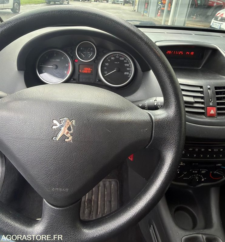 206 + - Automobil: slika 206 + - Automobil 206 + - Automobil: slika 206 + - Automobil