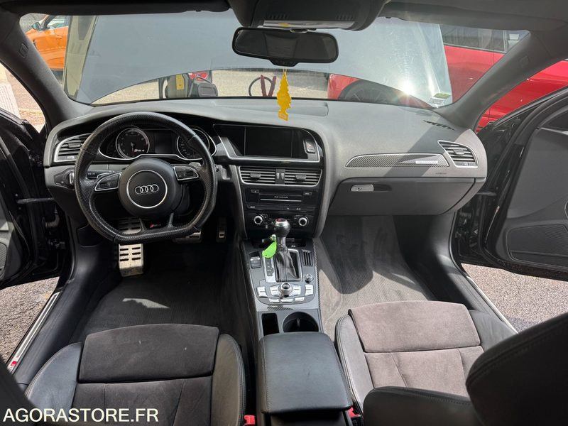 AUDI A4 RS4 - 2013 - 155 000KM - Automobil: slika AUDI A4 RS4 - 2013 - 155 000KM - Automobil AUDI A4 RS4 - 2013 - 155 000KM - Automobil: slika AUDI A4 RS4 - 2013 - 155 000KM - Automobil