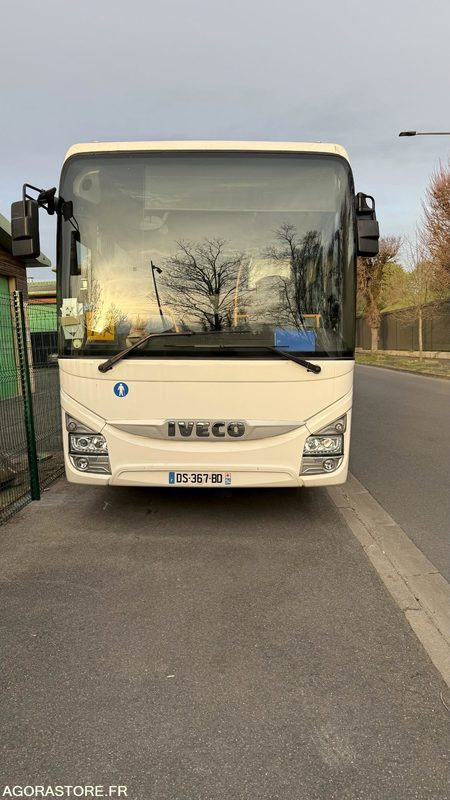 IVECO CROSSWAY CAR SCOLAIRE - 103 000 km - 2015 - Autobus: slika IVECO CROSSWAY CAR SCOLAIRE - 103 000 km - 2015 - Autobus IVECO CROSSWAY CAR SCOLAIRE - 103 000 km - 2015 - Autobus: slika IVECO CROSSWAY CAR SCOLAIRE - 103 000 km - 2015 - Autobus