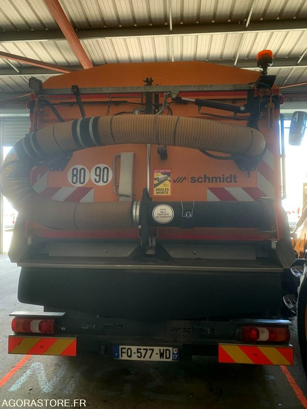 BALAYEUSE COMPOSÉE D'UN PORTEUR MERCEDES ET D'UN SYSTÈME DE BALAYAGE SCHMIDT - Cestovna čistilica: slika BALAYEUSE COMPOSÉE D'UN PORTEUR MERCEDES ET D'UN SYSTÈME DE BALAYAGE SCHMIDT - Cestovna čistilica BALAYEUSE COMPOSÉE D'UN PORTEUR MERCEDES ET D'UN SYSTÈME DE BALAYAGE SCHMIDT - Cestovna čistilica: slika BALAYEUSE COMPOSÉE D'UN PORTEUR MERCEDES ET D'UN SYSTÈME DE BALAYAGE SCHMIDT - Cestovna čistilica