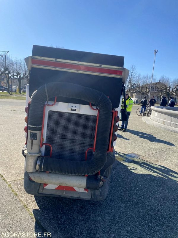 BALAYEUSE SCHMIDT SWINGO 2001+ UNE BALAYEUSE BOSCHUNG 2001 - Cestovna čistilica: slika BALAYEUSE SCHMIDT SWINGO 2001+ UNE BALAYEUSE BOSCHUNG 2001 - Cestovna čistilica BALAYEUSE SCHMIDT SWINGO 2001+ UNE BALAYEUSE BOSCHUNG 2001 - Cestovna čistilica: slika BALAYEUSE SCHMIDT SWINGO 2001+ UNE BALAYEUSE BOSCHUNG 2001 - Cestovna čistilica