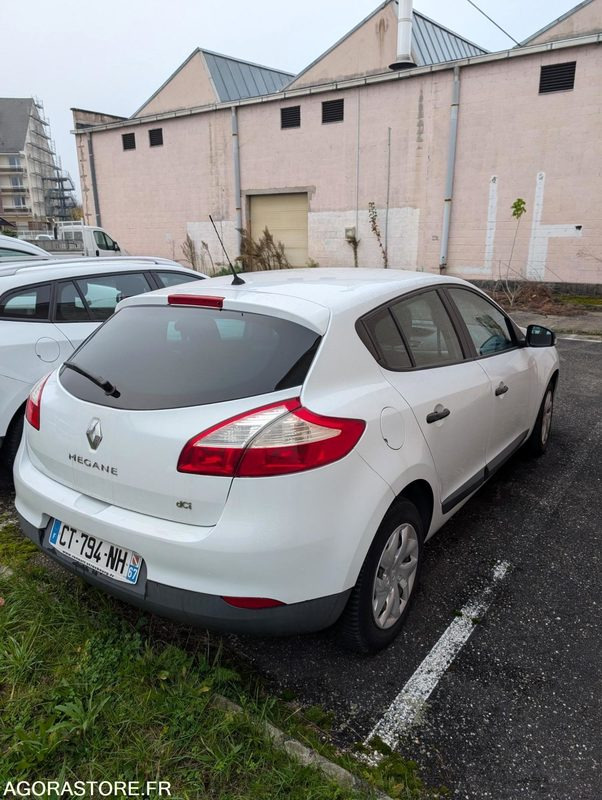 BERLINE MEGANE RENAULT 1.5 DCI BON ETAT 5 PLACES 200 010 KM - Automobil: slika BERLINE MEGANE RENAULT 1.5 DCI BON ETAT 5 PLACES 200 010 KM - Automobil BERLINE MEGANE RENAULT 1.5 DCI BON ETAT 5 PLACES 200 010 KM - Automobil: slika BERLINE MEGANE RENAULT 1.5 DCI BON ETAT 5 PLACES 200 010 KM - Automobil