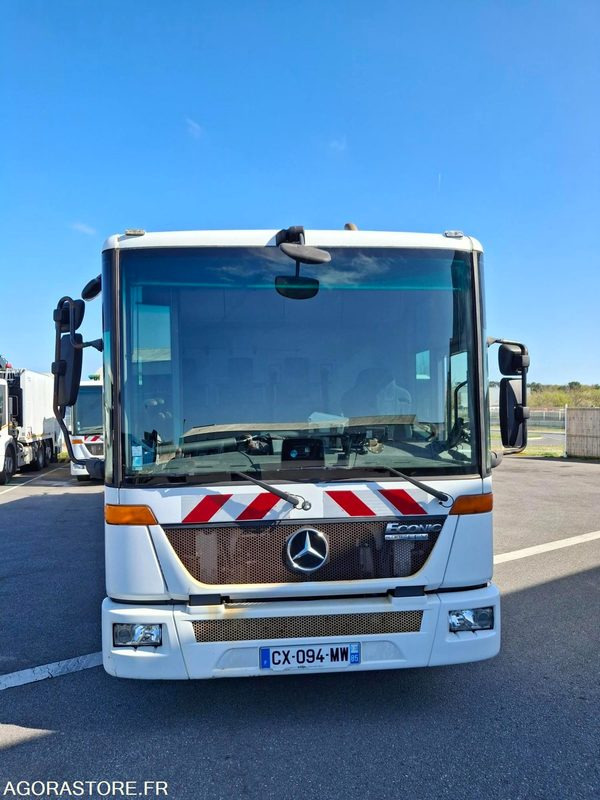 BOM Mercedes Econic 243135 kms 2013 - CX-094-MW - Kamion za odvoz smeća: slika BOM Mercedes Econic 243135 kms 2013 - CX-094-MW - Kamion za odvoz smeća BOM Mercedes Econic 243135 kms 2013 - CX-094-MW - Kamion za odvoz smeća: slika BOM Mercedes Econic 243135 kms 2013 - CX-094-MW - Kamion za odvoz smeća
