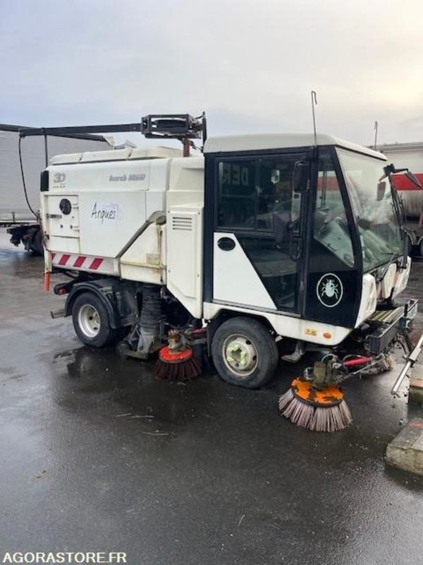 Balayeuse Scarab Minor Euro 5 - 7550 heures et 41016km - 2011 - Cestovna čistilica: slika Balayeuse Scarab Minor Euro 5 - 7550 heures et 41016km - 2011 - Cestovna čistilica Balayeuse Scarab Minor Euro 5 - 7550 heures et 41016km - 2011 - Cestovna čistilica: slika Balayeuse Scarab Minor Euro 5 - 7550 heures et 41016km - 2011 - Cestovna čistilica