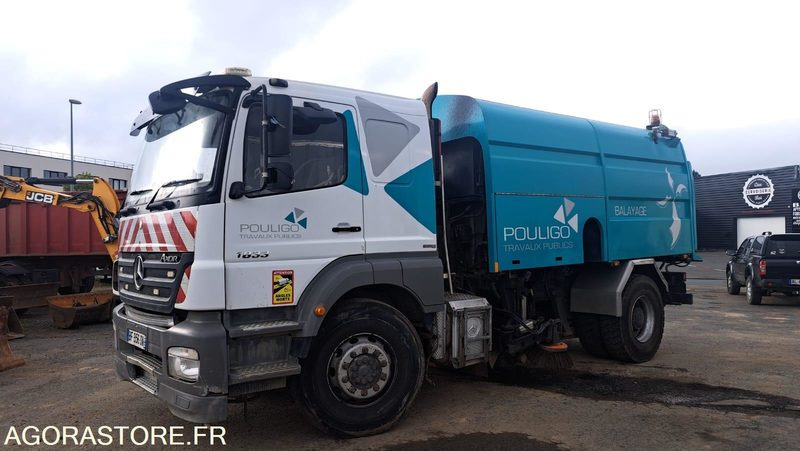 Balayeuse chantier - Cestovna čistilica: slika Balayeuse chantier - Cestovna čistilica Balayeuse chantier - Cestovna čistilica: slika Balayeuse chantier - Cestovna čistilica