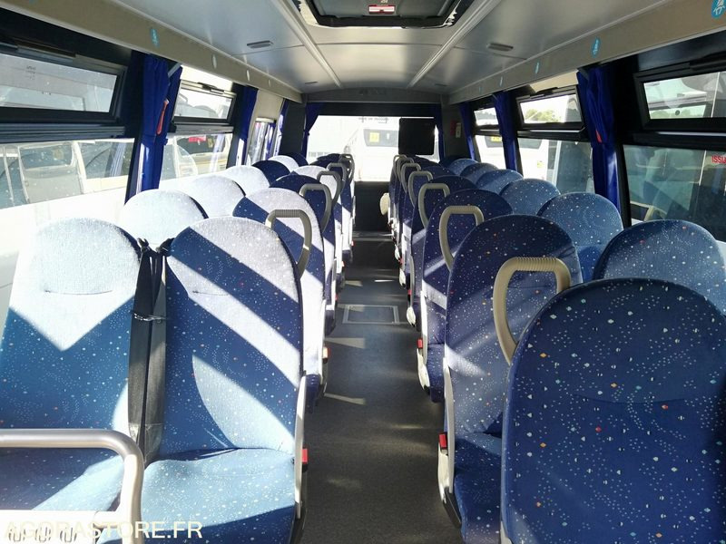 Bus Iveco UNVI 70C17 - 2017 - 120 000 km - Školski autobus: slika Bus Iveco UNVI 70C17 - 2017 - 120 000 km - Školski autobus Bus Iveco UNVI 70C17 - 2017 - 120 000 km - Školski autobus: slika Bus Iveco UNVI 70C17 - 2017 - 120 000 km - Školski autobus