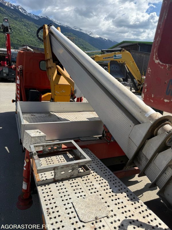 CAMION NACELLE 22M - 5530 H - 97 000 KM - 2010 - Podizna platforma montirana na kamion: slika CAMION NACELLE 22M - 5530 H - 97 000 KM - 2010 - Podizna platforma montirana na kamion CAMION NACELLE 22M - 5530 H - 97 000 KM - 2010 - Podizna platforma montirana na kamion: slika CAMION NACELLE 22M - 5530 H - 97 000 KM - 2010 - Podizna platforma montirana na kamion