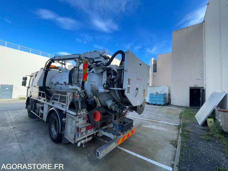 CAMION RENAULT19 HYDROCURER HUWER - 2018 / 341 258 KM - Vakum kamion: slika CAMION RENAULT19 HYDROCURER HUWER - 2018 / 341 258 KM - Vakum kamion CAMION RENAULT19 HYDROCURER HUWER - 2018 / 341 258 KM - Vakum kamion: slika CAMION RENAULT19 HYDROCURER HUWER - 2018 / 341 258 KM - Vakum kamion