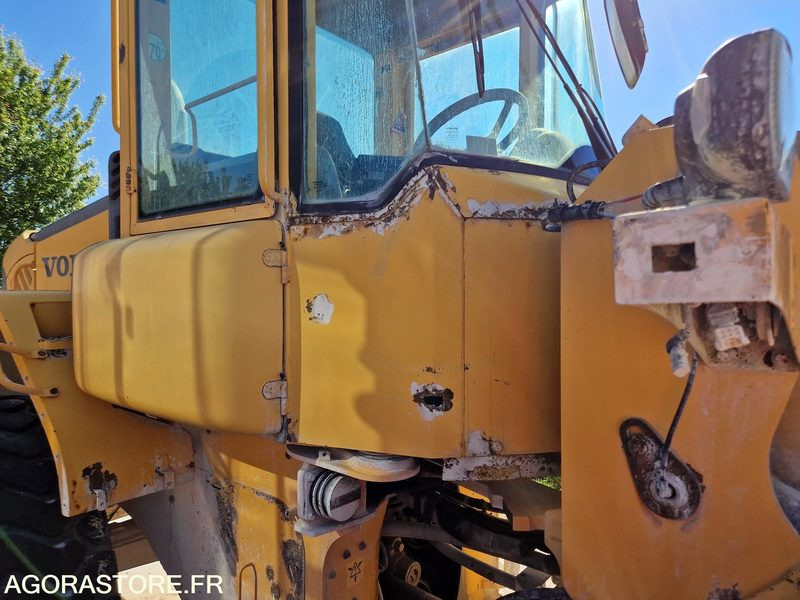 Utovarivač CHARGEUSE VOLVO L60E - 2005 / 6 670 HEURES: slika Utovarivač CHARGEUSE VOLVO L60E - 2005 / 6 670 HEURES