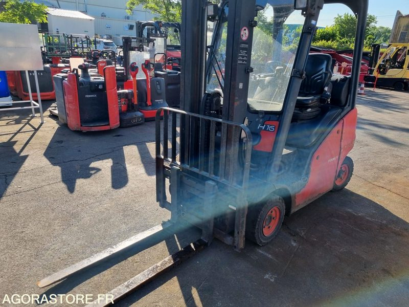CHARIOT ELEVATEUR FENWICK H16T-01 GAZ DE 2013 - 5600 H (R3S177) - Plinski viličar: slika CHARIOT ELEVATEUR FENWICK H16T-01 GAZ DE 2013 - 5600 H (R3S177) - Plinski viličar CHARIOT ELEVATEUR FENWICK H16T-01 GAZ DE 2013 - 5600 H (R3S177) - Plinski viličar: slika CHARIOT ELEVATEUR FENWICK H16T-01 GAZ DE 2013 - 5600 H (R3S177) - Plinski viličar