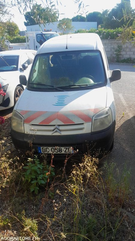 CITROEN BERLINGO BC058ZE // 2010 NON ROULANT - Mali kombi: slika CITROEN BERLINGO BC058ZE // 2010 NON ROULANT - Mali kombi CITROEN BERLINGO BC058ZE // 2010 NON ROULANT - Mali kombi: slika CITROEN BERLINGO BC058ZE // 2010 NON ROULANT - Mali kombi