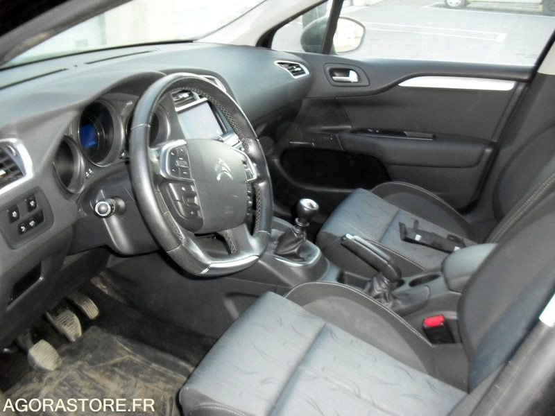 CITROEN C4 NOIRE - Automobil: slika CITROEN C4 NOIRE - Automobil CITROEN C4 NOIRE - Automobil: slika CITROEN C4 NOIRE - Automobil