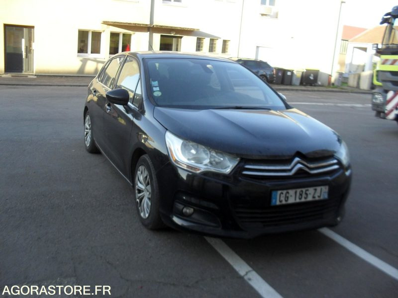 CITROEN C4 NOIRE - Automobil: slika CITROEN C4 NOIRE - Automobil CITROEN C4 NOIRE - Automobil: slika CITROEN C4 NOIRE - Automobil